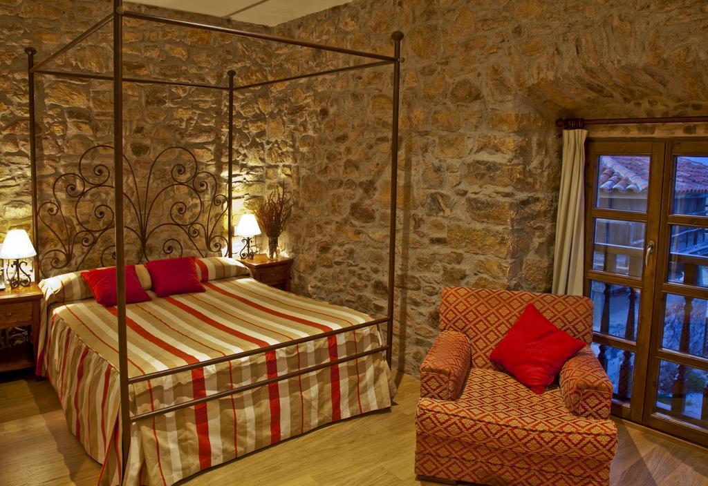 Hotel Casona Cuervo San Tirso de Candamo Extérieur photo