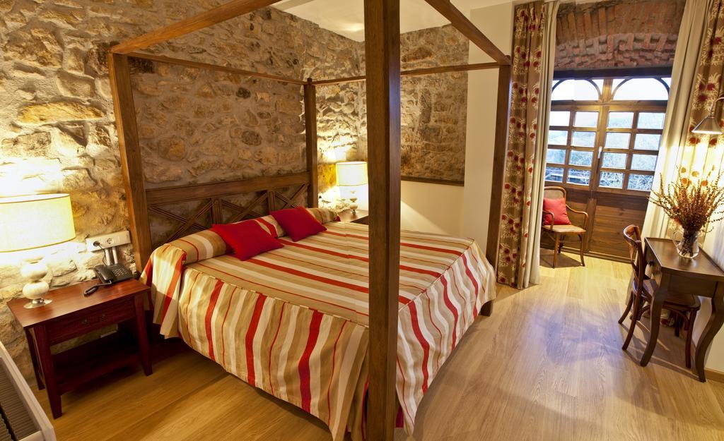 Hotel Casona Cuervo San Tirso de Candamo Extérieur photo